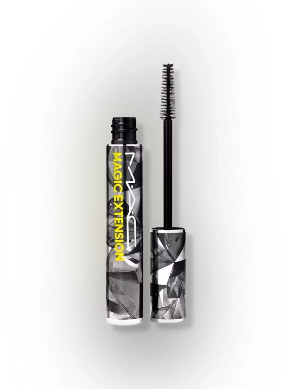 MAC Magic Extension 5MM Fibre Mascara • BNIB • Full Size • Black • Lengthening